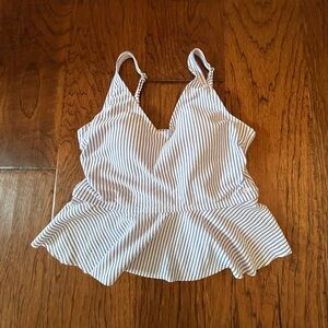 EUC Ruffle Butts Seersucker Peplum Tankini Size M